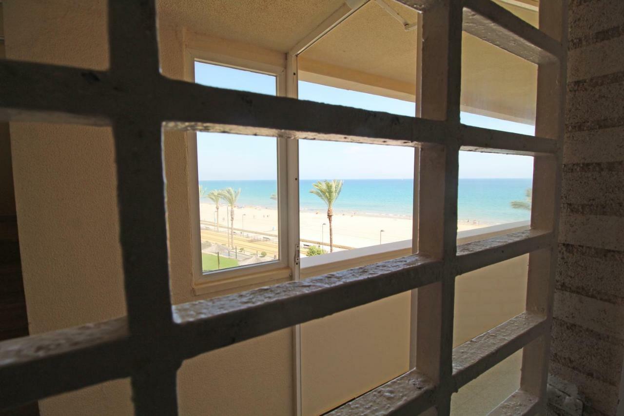 1a línea Playa San Juan. Vistas. Piscina. BBQ. Gym El Campello Exterior foto